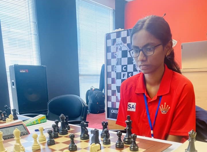 ChessbaseIndia's tweet photo. India wins five medals at Western Asian Junior Chess Championships 2023
Classical
Open
🥈IM Harshavardhan G B 6.5/9
Girls
🥉Rindhiya V 6/9
Rapid Open
🥇IM Harshavardhan G B 5.5/7
📷CFSL
#Chess #ChessBaseIndia #WesternAsian #Colombo #SriLanka #India