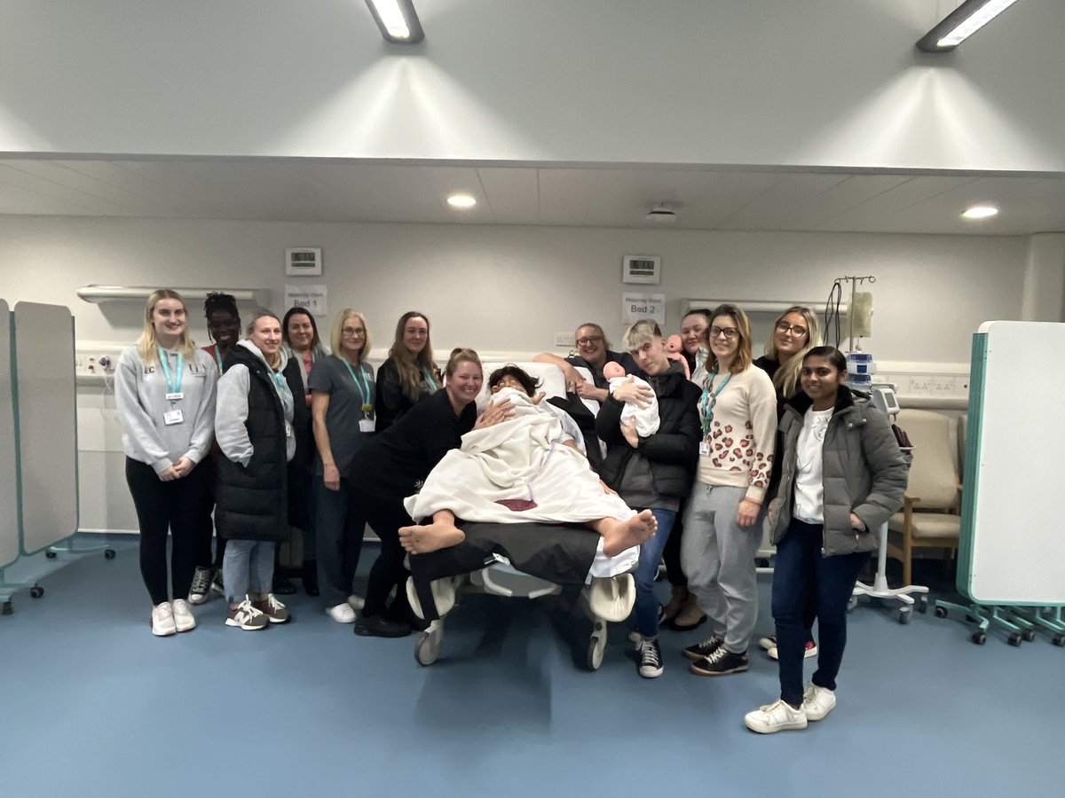 That’s a wrap for the 1st year student midwives’ PSE weeks.Clinical skills including observations, abdominal palpation, VE, injection technique and labour & birth.Great work everyone over the past 3 weeks Consent given for photo
@UEA_Health  #midwifery #clinicaleducator #midwife