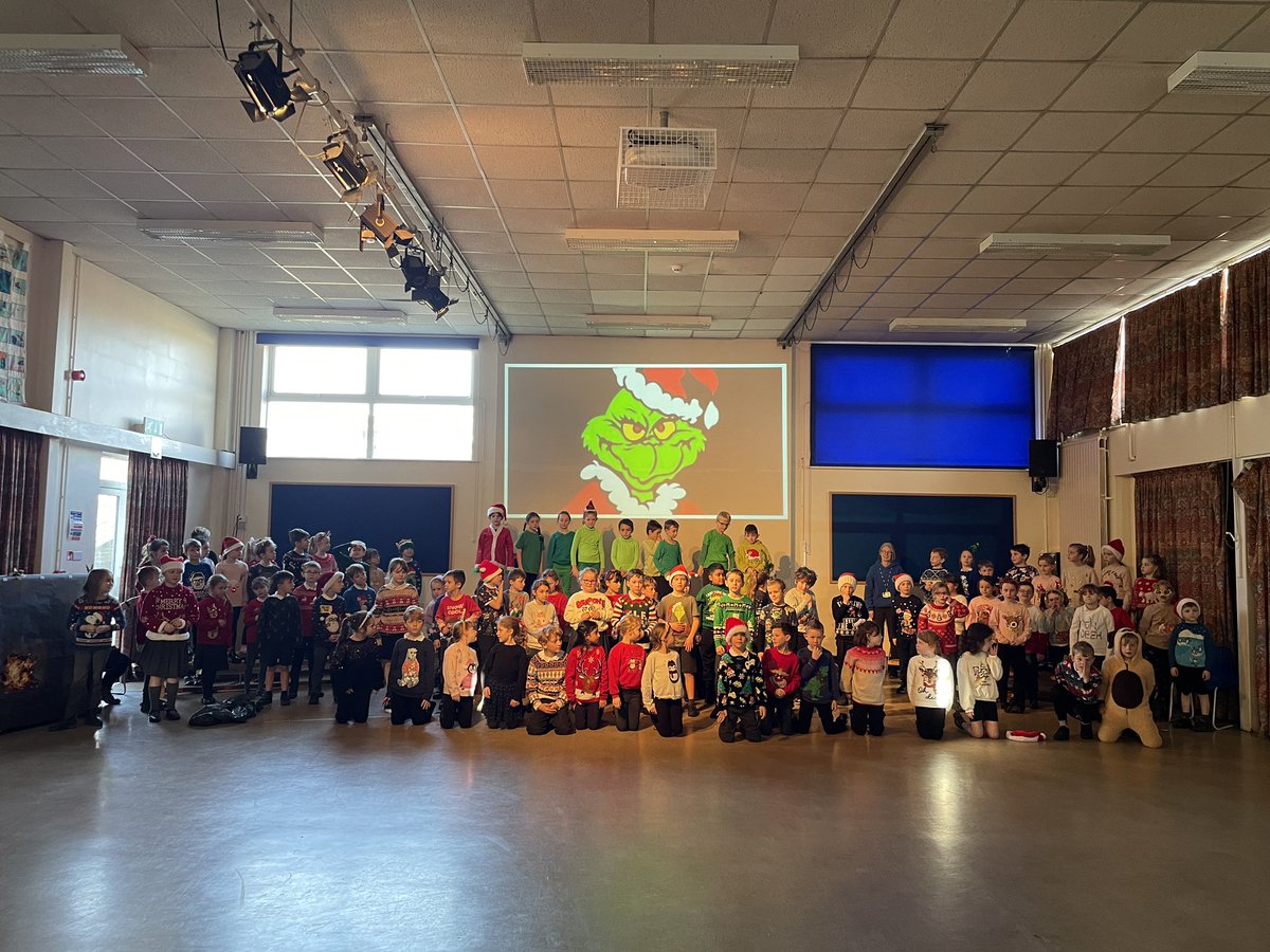 Thank you to everyone who joined us for our Christmas production! The children were amazing and we were all very proud! 🎄🎶🎅🏻