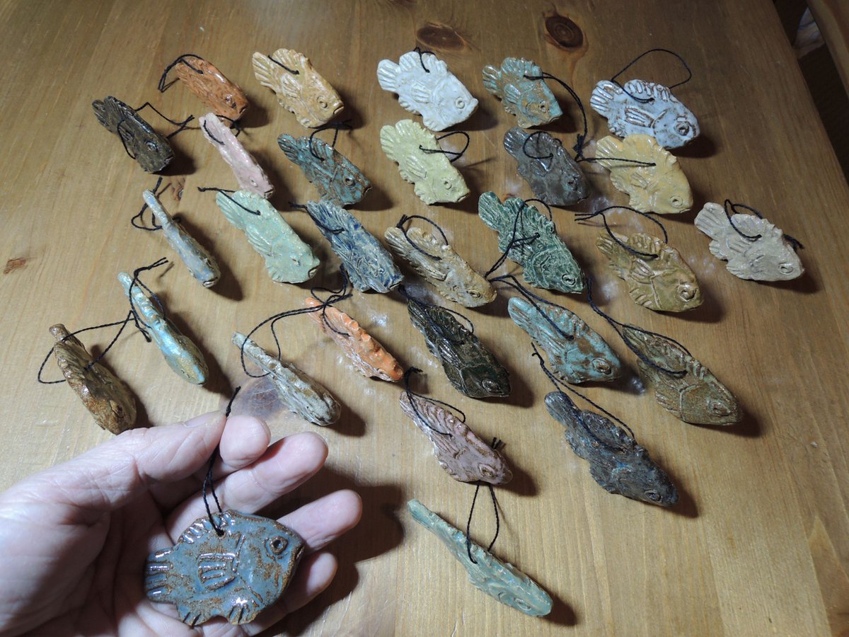 nakaocacao's tweet photo. Eilmeldung:
Mini-Teilnahme mit Mini-Fische
Kiezweihnachtsmarkt am Bröhan-Museum
Heute ab 14 Uhr
本日突然クリスマスマーケット参加、出番だ！
#Kunst #Berlin #art #Keramik #pottery #akiranakao #Kiez #Charlottenburg #陶芸 #ceremics #ceramique
https://t.co/H7FZxgW0MH https://t.co/W1CXc1cMzf