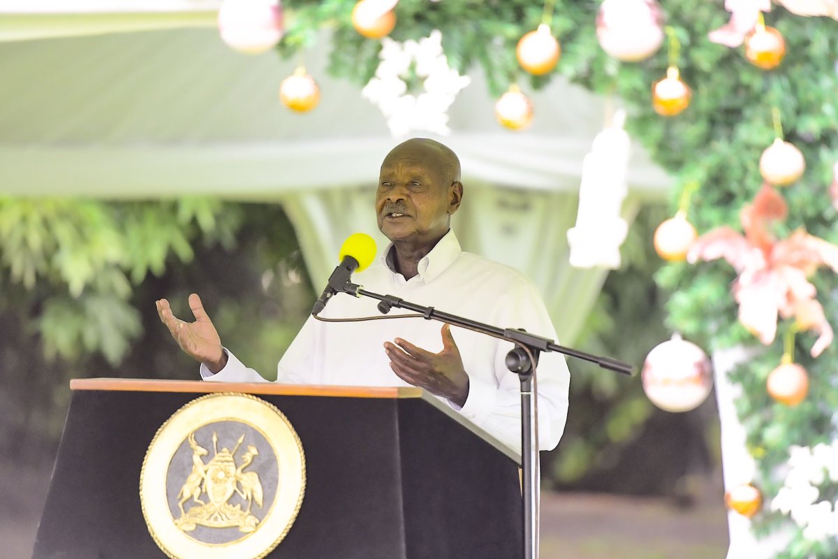 KagutaMuseveni's tweet photo. Maama Janet and I hosted the Year-End National Thanksgiving prayers at State House, Entebbe yesterday. It's pleasing to see religious leaders embracing the teachings of Jesus Christ, spreading the message of unity and hard work (wealth creation). This aligns with the NRM's longstanding ideology. Everyone should be encouraged to be a wealth creator.

However, I urge religious leaders to reconsider organizing fundraising events that inadvertently fuel corruption. These events often place a burden on young politicians, as their constituents are usually financially strained and unable to contribute. This leads to pressure on these young individuals to borrow and engage in corrupt practices. Let's put an end to this cycle!