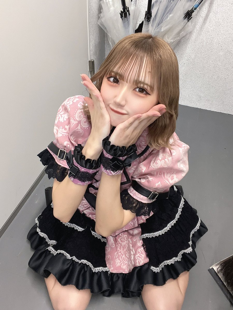 cinnamon_2031's tweet photo. ワンダーウィード 天 お披露目ライブありがとうございましたт · т💜

これから天で上を目指して精一杯頑張っていきます！改めて宜しくお願いします！ https://t.co/t5LhIi43o8