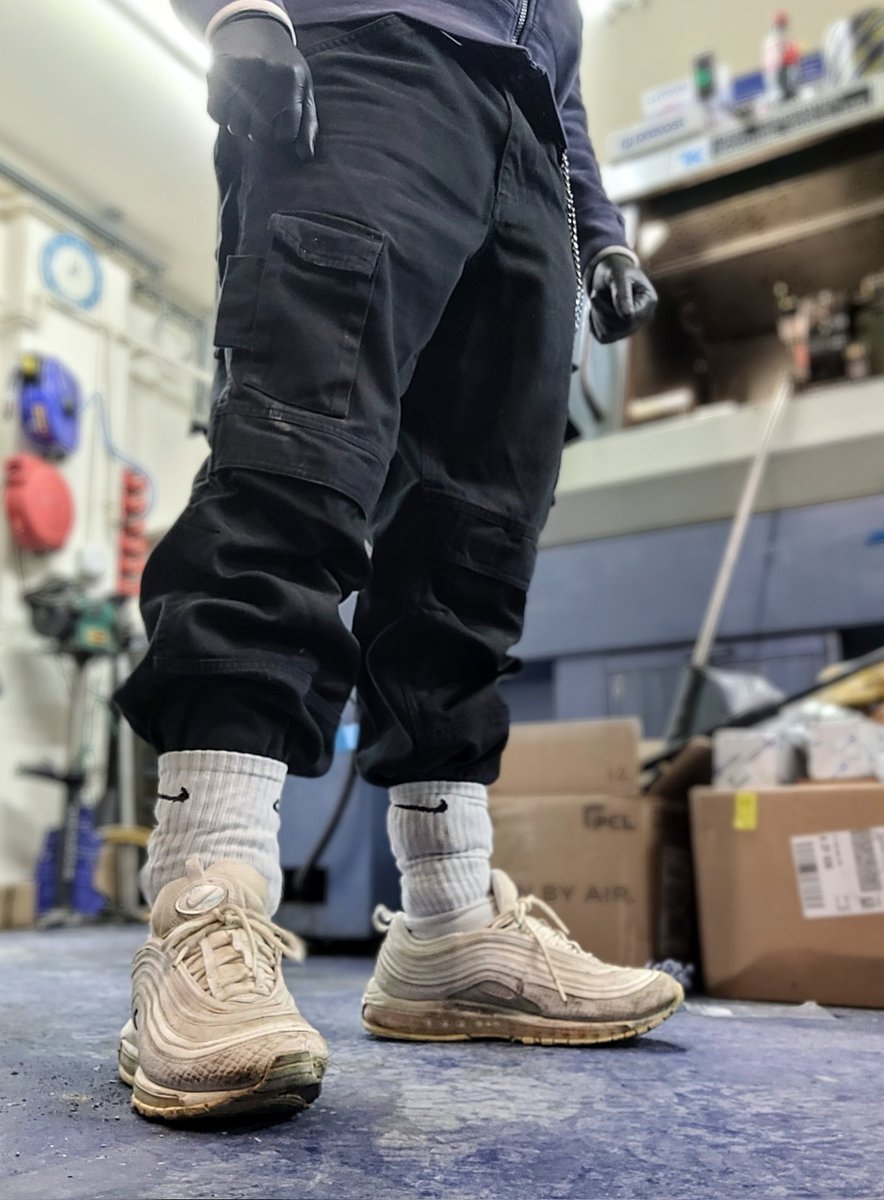 Nikeairboi84's tweet photo. Nike Air Max 97's #trainers #sneakers #nikeair #airmax #am97 #nikeairmax #airmax97 #kotd #cumdump #kissmyairs https://t.co/FD34m4mOMF