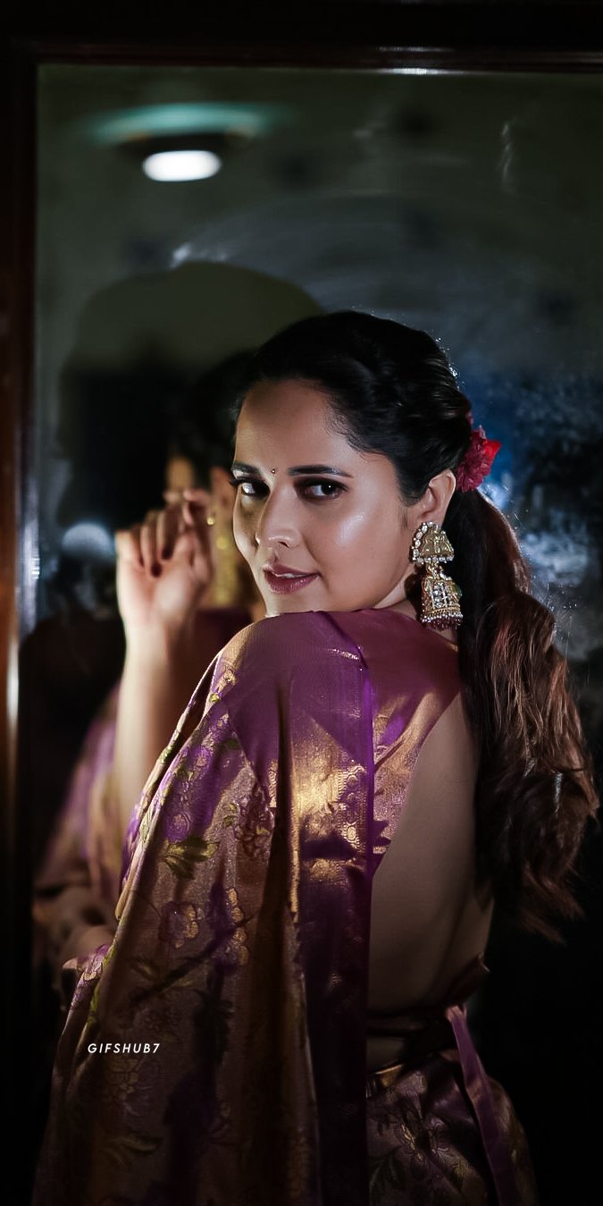 GA5L79_bgAAnGZt?format=jpg&name=large