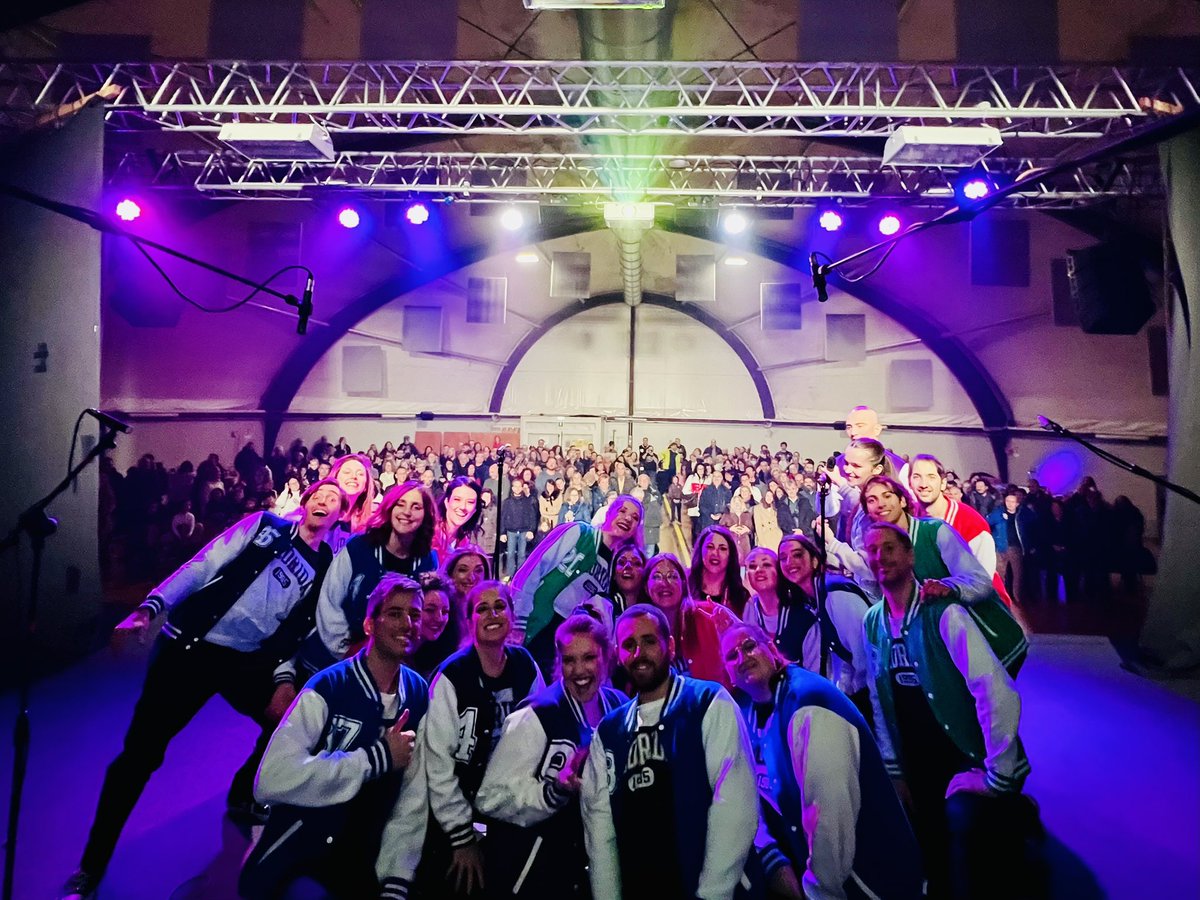verdinote's tweet photo. Grazie San Felice per questo SOLD OUT al Palaround! 😍💚

Grazie ai nostri amici del Piccolo Coro Sorridi Con Noi della Galassia dell'Antoniano e ai ragazzi della Accademia di Danza Arckadia per aver cantato e ballato con noi! 💚

Ph. Alessandra Amadesi

#VerdiNote #Antoniano https://t.co/bgDoPL4iup