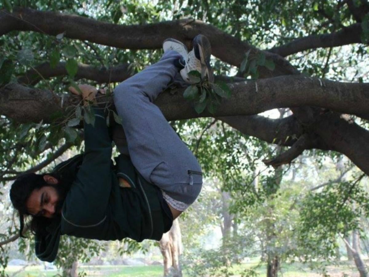 My first time travelling by air was from a mango tree to the ground 😐