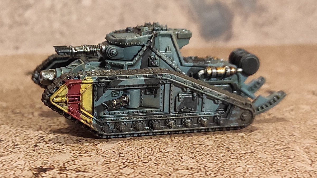 A pair of #LegionsImperialis Malcadors, belonging to 1st Company of the 62nd Hesperan Armoured, under Captain Ryriz. Lovely models, with lots of detail that mirrors the full size kit nicely.
#WarhammerCommunity