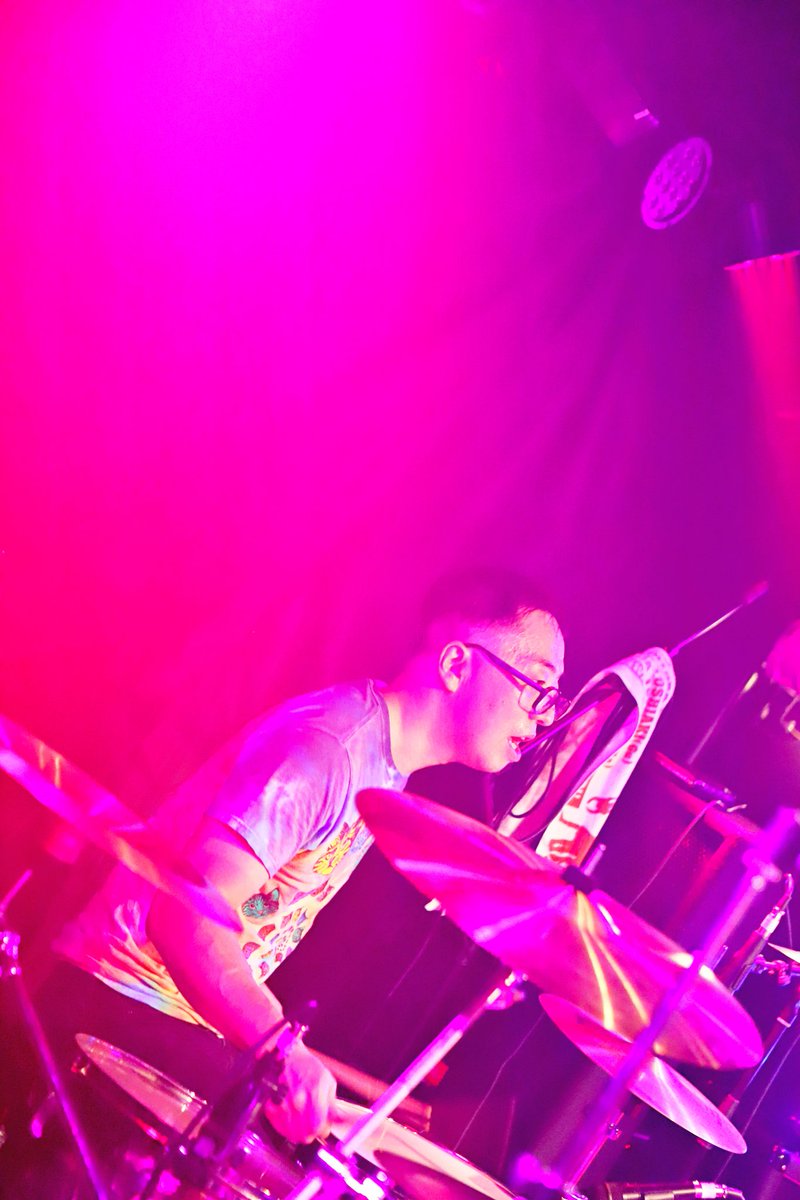 PopHopper2017's tweet photo. 2023.11.19長岡音楽色堂　天元の音

Dr.リョーチャン🍙

#天元の音
#かおりん https://t.co/gQ0pSgVSbl