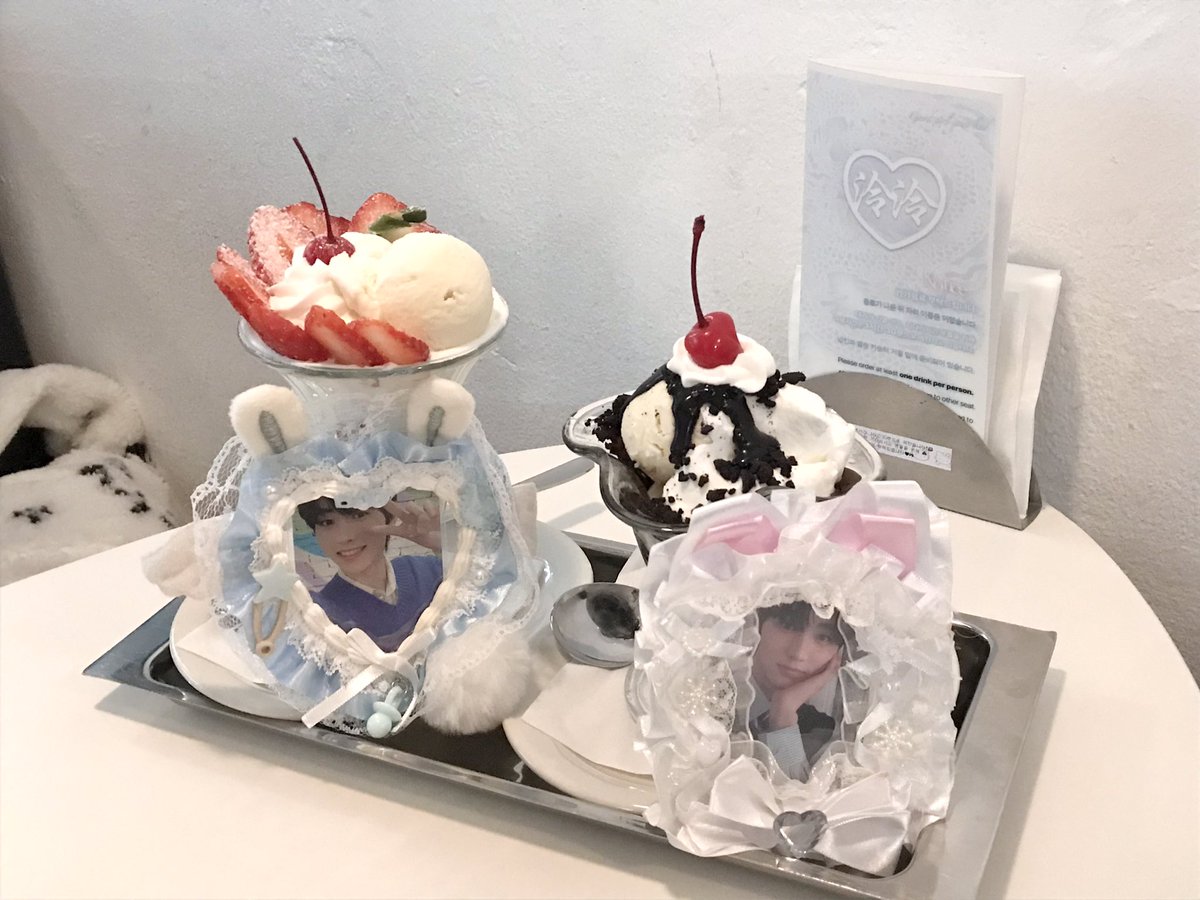 어제하루~~~~
성(훈)탄절 추카햇어욧

#HAPPY_SUNGHOON_DAY
#눈처럼_내려온_12월의선물_성훈이의_날
#얼음왕자_성훈이의_22번째_겨울