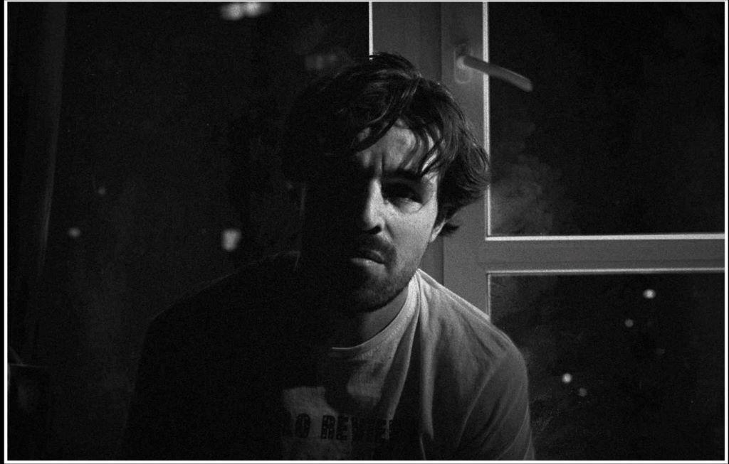 VozdeTomelloso's tweet photo. 🔵 Álvaro Márquez, premio al Mejor Actor en el Mokkho Film Festival de La India https://t.co/owjSBMalbM #Tomelloso #LaVozdeTomelloso https://t.co/rbSxHEoJcI