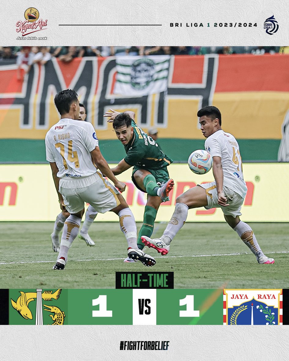 persebayaupdate's tweet photo. HT
Persebaya 1-1 Persija

⚽️Bruno Moreira 23'

Gajos 7'

#PersebayaDay #DuelKlasik #FightForBelief https://t.co/72qqOzmSid