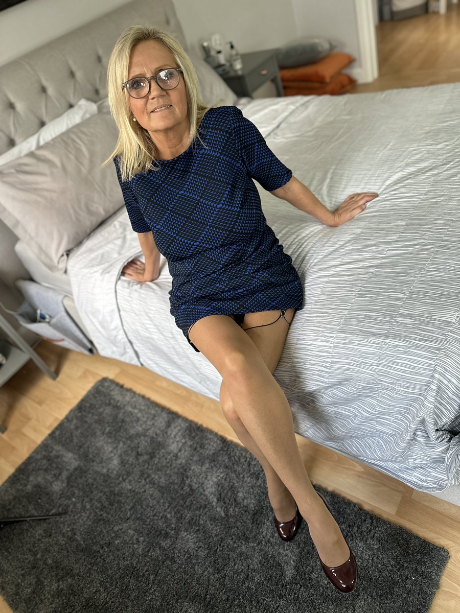 ukmature - Twitter Hashtag | Sotwe