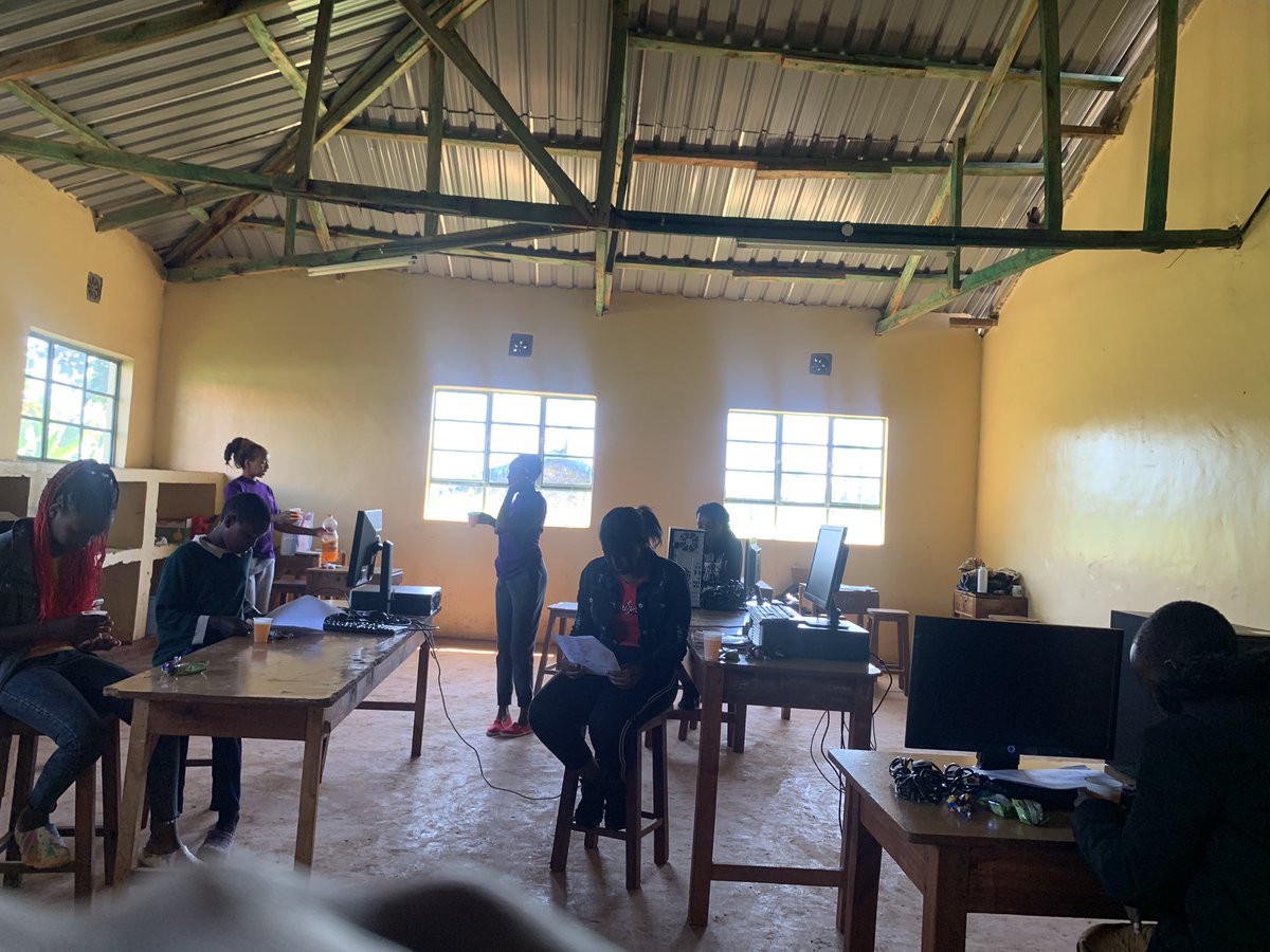 DadaStem's tweet image. Because everyone did well, we have decided to cheers to success and greatness🥂. We are also sharing snacks to symbolize happy moments.
#DadaSTEM
#WatotoTucodeMashinani
#KidsCodingWeek
#ComputerScience
#KidsInTech
#KidsInComputing
#KidsInComputerScience
#KidsWhoCode