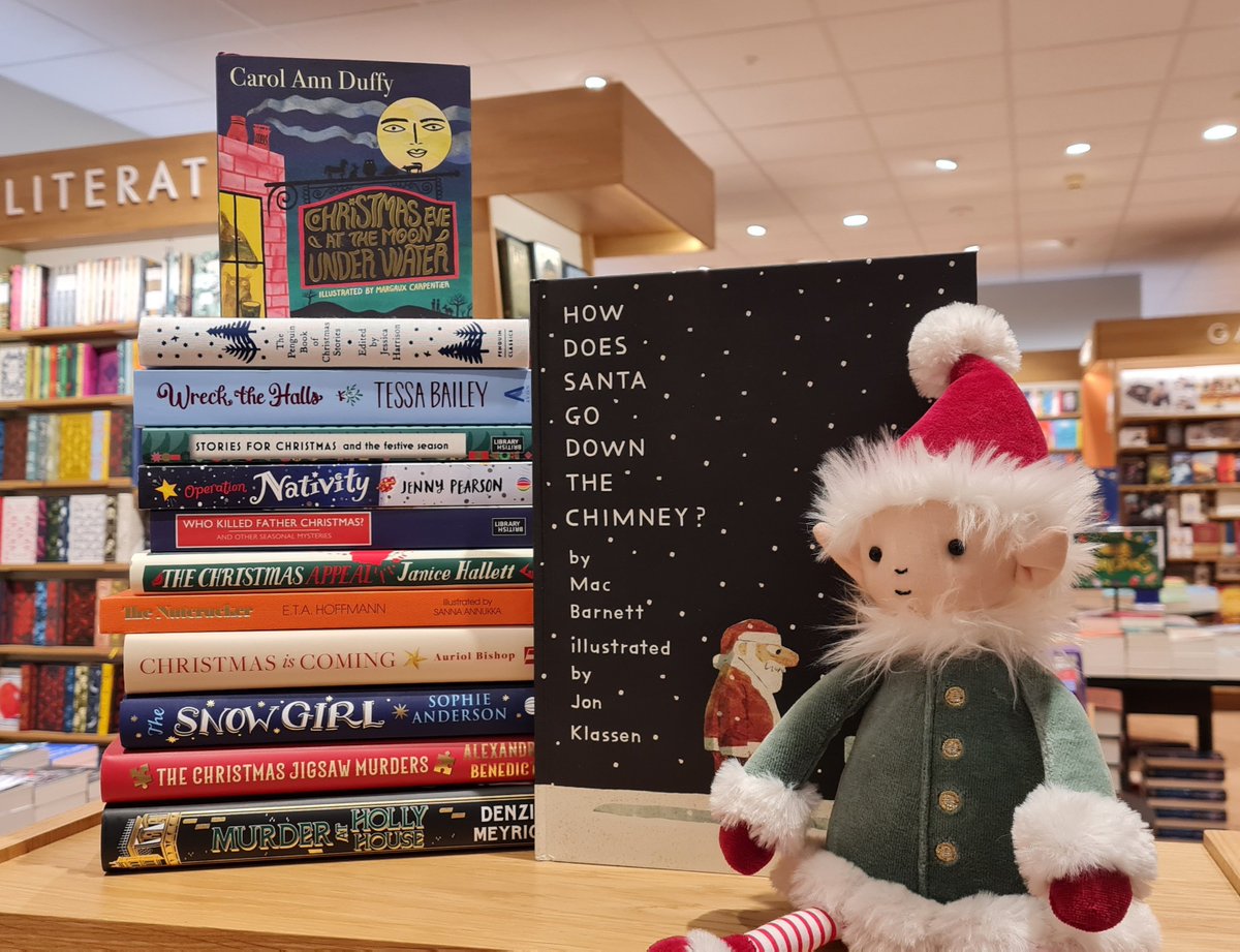 Saturday Stack! A selection of festive reads to tempt you - it's not really Christmas shopping unless you buy yourself something too, right??

#SaturdayStack #FestiveReads #BookStack #WaterstonesBedford
