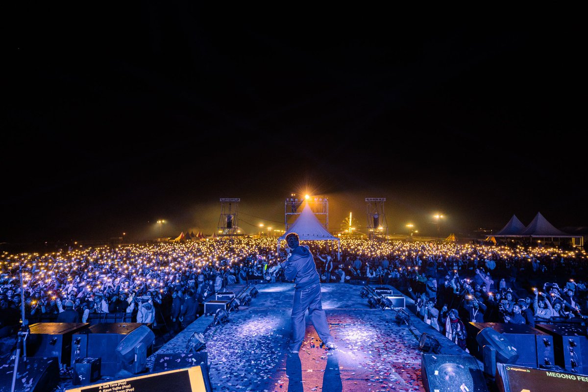 ArmaanMalik22's tweet photo. Thank you #MeGongFestival @MeghTourism for having me in your beautiful state! I had the most wonderful time performing here. Such a warm and loving audience. Probably my best concert this year, one for the books 🩵✨ #ArmaanMalikLive https://t.co/GcH7Q0vMwi
