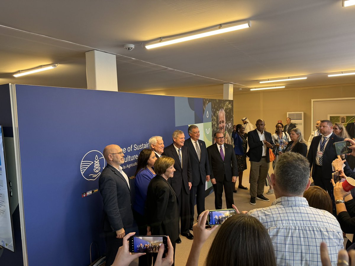 GHGGuru's tweet photo. Many good discussions around food and climate at today’s COP28. Several ministers of Agriculture from the US, Mexico, Uruguay, California etc renewed their commitment to reduce agricultural methane by working with farmers. https://t.co/xhmuiLDWlF