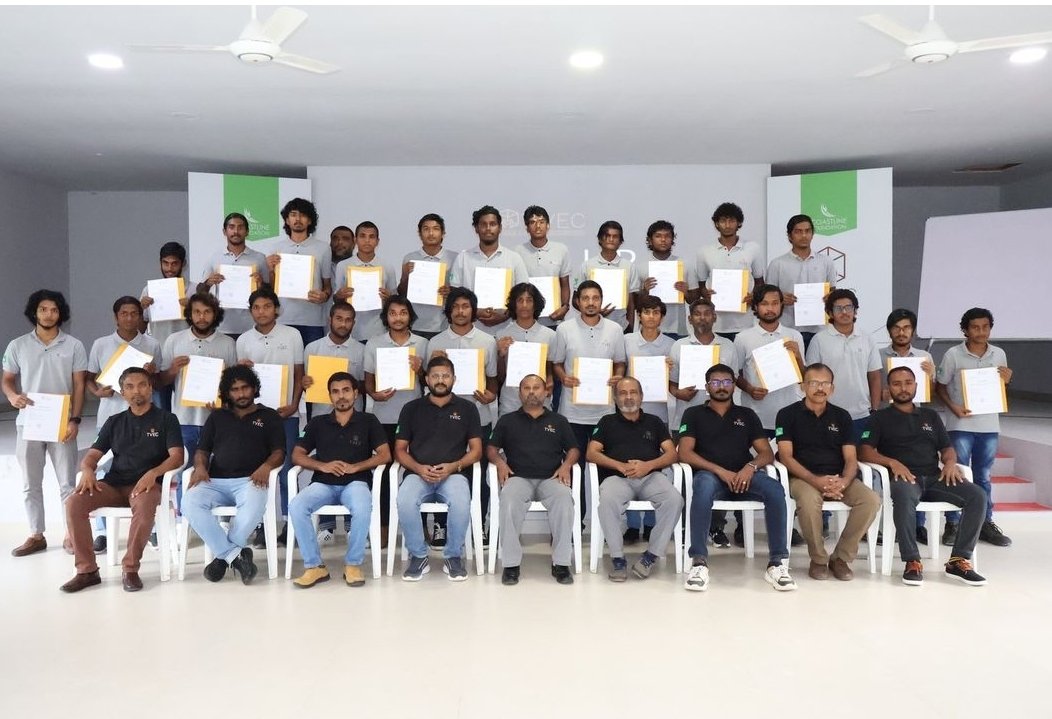 Warmest congratulations to our graduates of batch 8. Along with our past graduants, these new Electricians, ACR mechanics and Engine mechanics will no doubt enhance the skilled workforce of Maldives. 
TVEC wishes all a successful career ahead.
<a href="/CoastlineFndn/">Coastline Foundation</a> #TVET