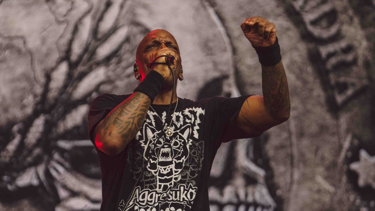 Sepultura: Band löst sich nach 40 Jahren auf; finale Tour 2024 mit Jinjer, Obituary und Jesus Piece
morecore.de/news/sepultura…

Foto im Auftrag von MoreCore.de: Philipp Mirschel
#Sepultura <a href="/sepulturacombr/">SEPULTURA</a>