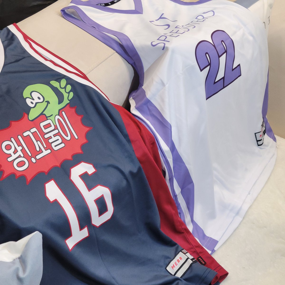 _mmmunjii's tweet photo. 형현이 실존한다니.... https://t.co/uDm1BWZbW2