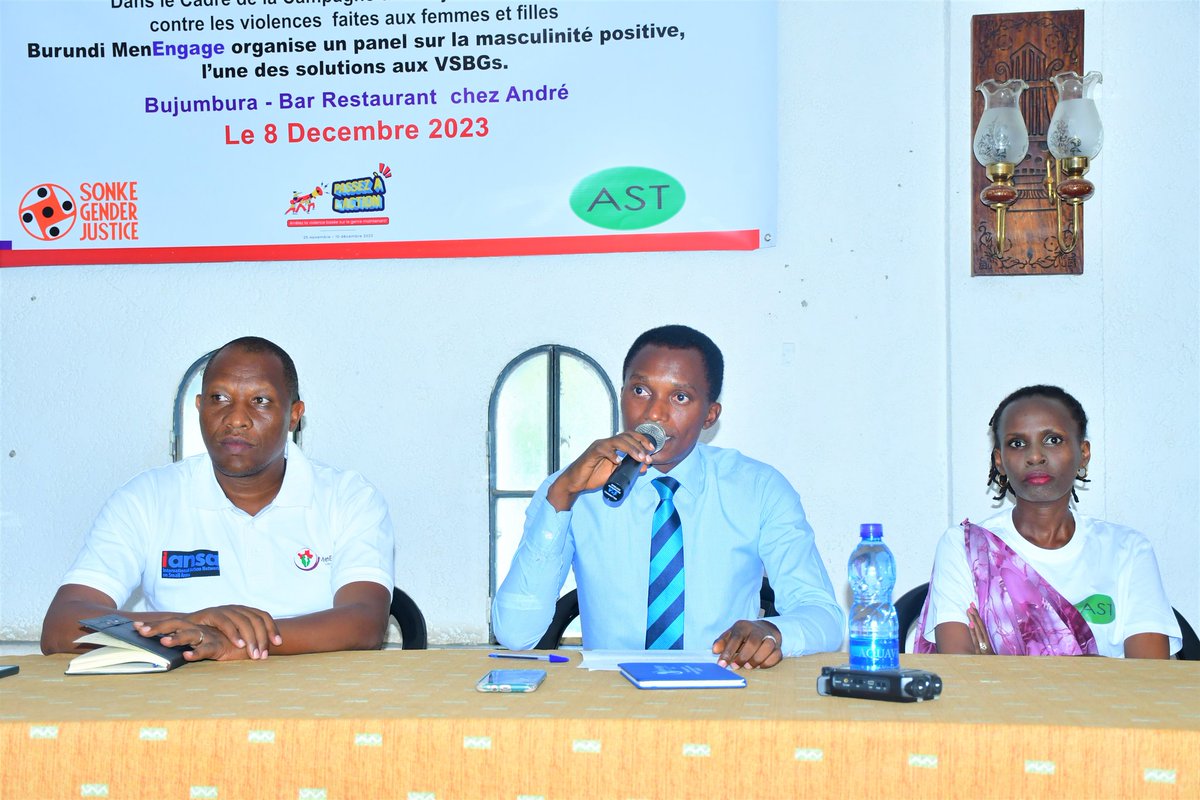 BMenengage's tweet photo. @BMenengage a organisé un Panel sur a masculinité positive sur le rôle des hommes et garçons dans la lutte contre les Violences faites aux femmes et filles en partenariat avec d'autres acteurs don @CentreSeruka #Media Burundi sous la moderation de prof Eric de @MagazineJimbere https://t.co/uQeynb9W4k