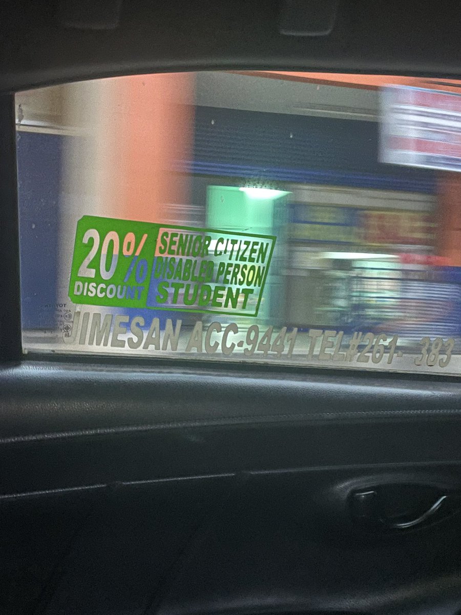 rhainlin's tweet photo. @LTFRB Yung mga ganitong taxi yung rason kaya di tayo umuunlad. Pagsakay ko pa lang ang hingi eh +50 agad. Di ko pa nasasabi destination ko. 

Wala bang penalty sa mga ganito? Wala na bang pagbabago talaga sa Pinas? https://t.co/V67p4my9SC