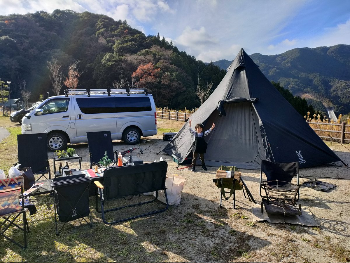 c_apartman's tweet photo. 今日はばぁばとキャンプ😊 https://t.co/9mXiUuwkHj