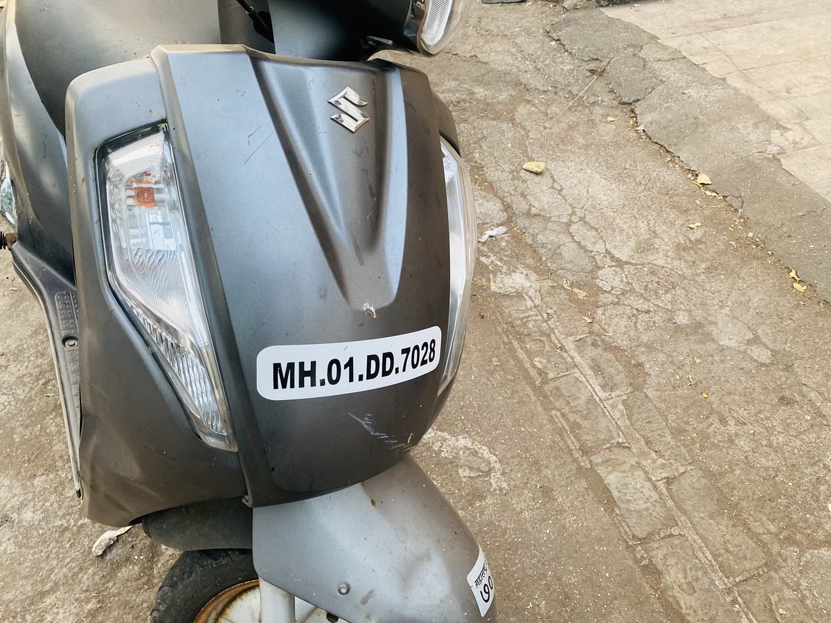 AshuTIndia's tweet photo. Parking menace at Minoo Desai Road Colaba outside Shapoorji Pallonji .  @MTPHereToHelp Kindly take strict action against these bike owners who block parking for their car @mybmc https://t.co/v3pnyHmA49