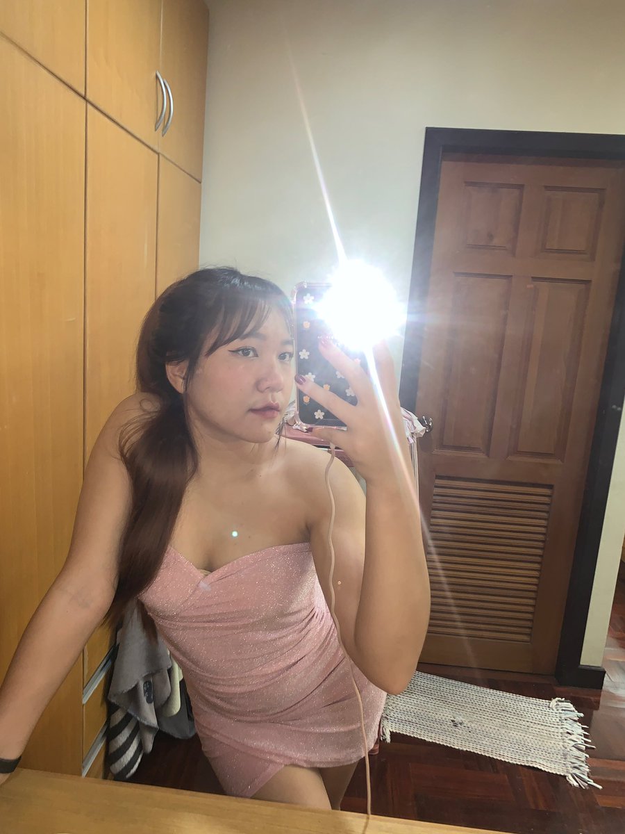 pornnaakaa's tweet photo. ถึงหุ่นเราจะไม่ใช่หุ่นนาฬิกาทราย แต่เอวเราทำเธอร้องได้นะ #pohn #สาวเชียงราย https://t.co/JObJ8zqTQT