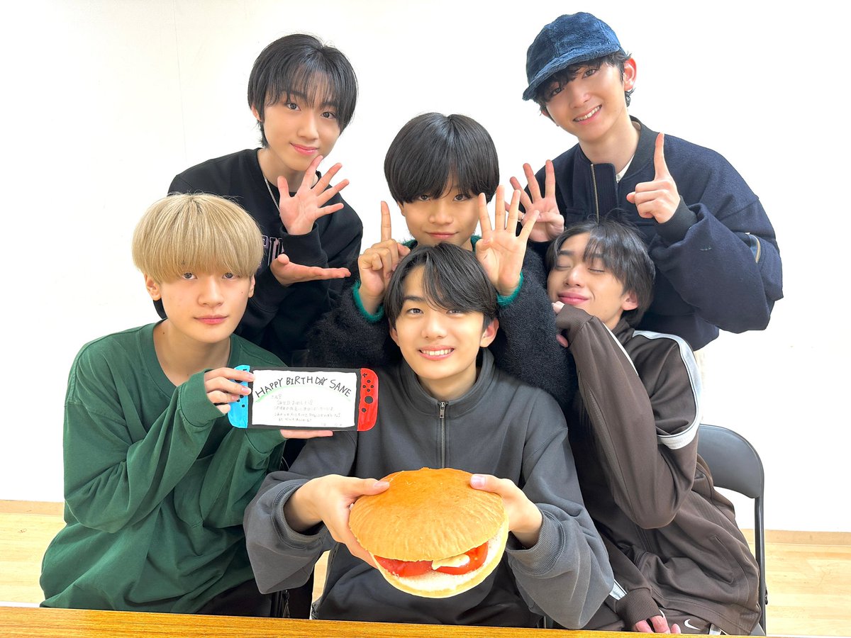 Lienel_official's tweet photo. #HAPPY_SANE_DAY🎂

14歳の #高桑真之 もよろしくお願い致します🙇‍♀️

#Lienel
#リエネル https://t.co/MUcrxqRiPf