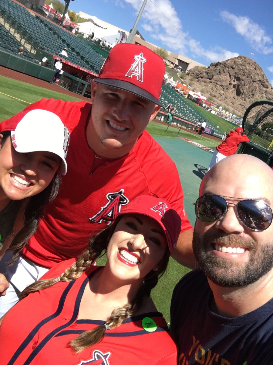 ChadDStone's tweet photo. @arteleave This wasn’t a bad day! Spring training on the field. #GoHalos https://t.co/qALVTMBPnk