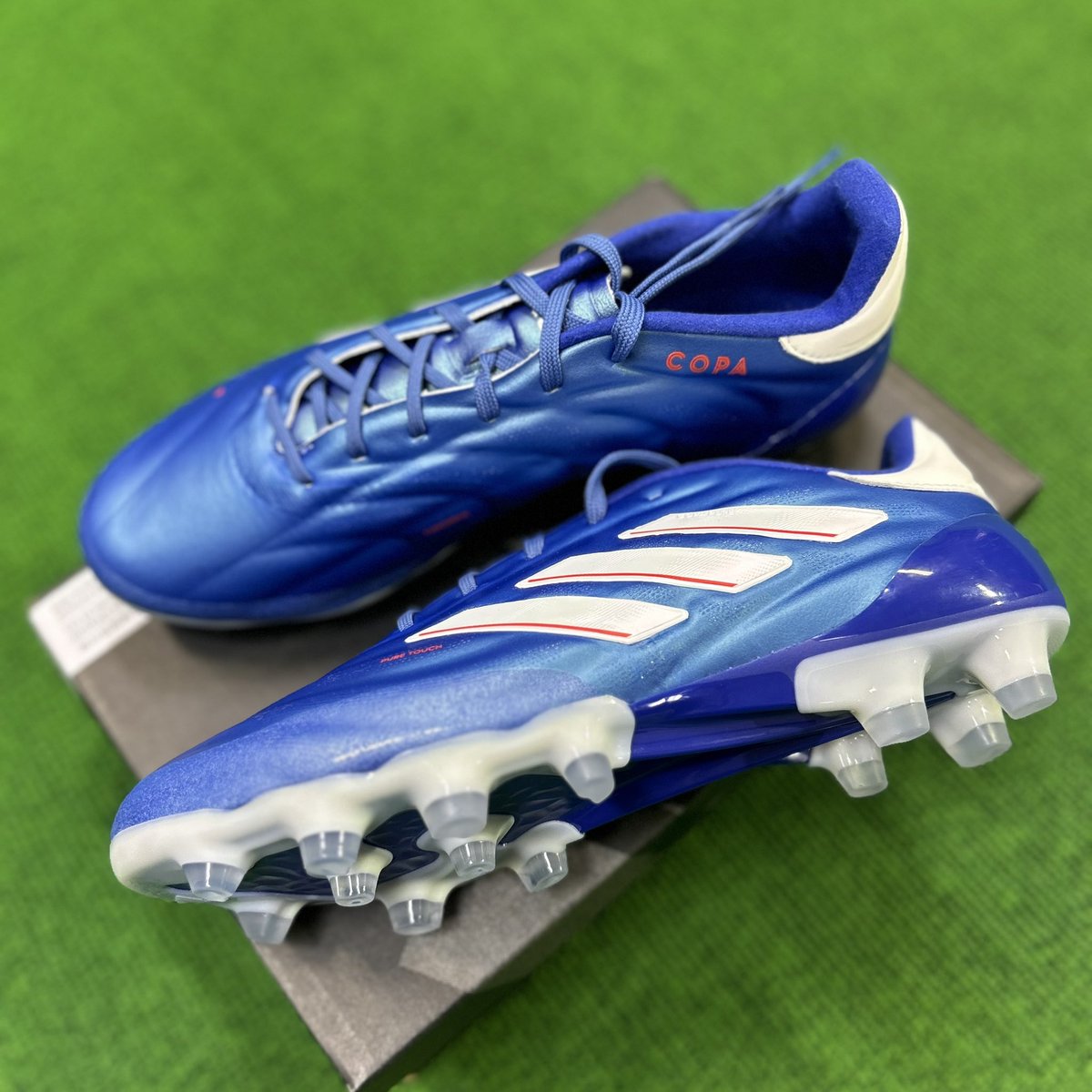 matsudasports's tweet photo. adidas

COPA PURE 2.1HG/AG

好評販売中‼︎🔥

日本人プレーヤーの足の形状に合わせたつくりのサッカースパイク。

是非店頭まで！

#adidas
#adidasfootball
#コパトーーク #copapure
#アディダス #サッカースパイク
#マツダスポーツ高田店 https://t.co/MEg47Fsgzc