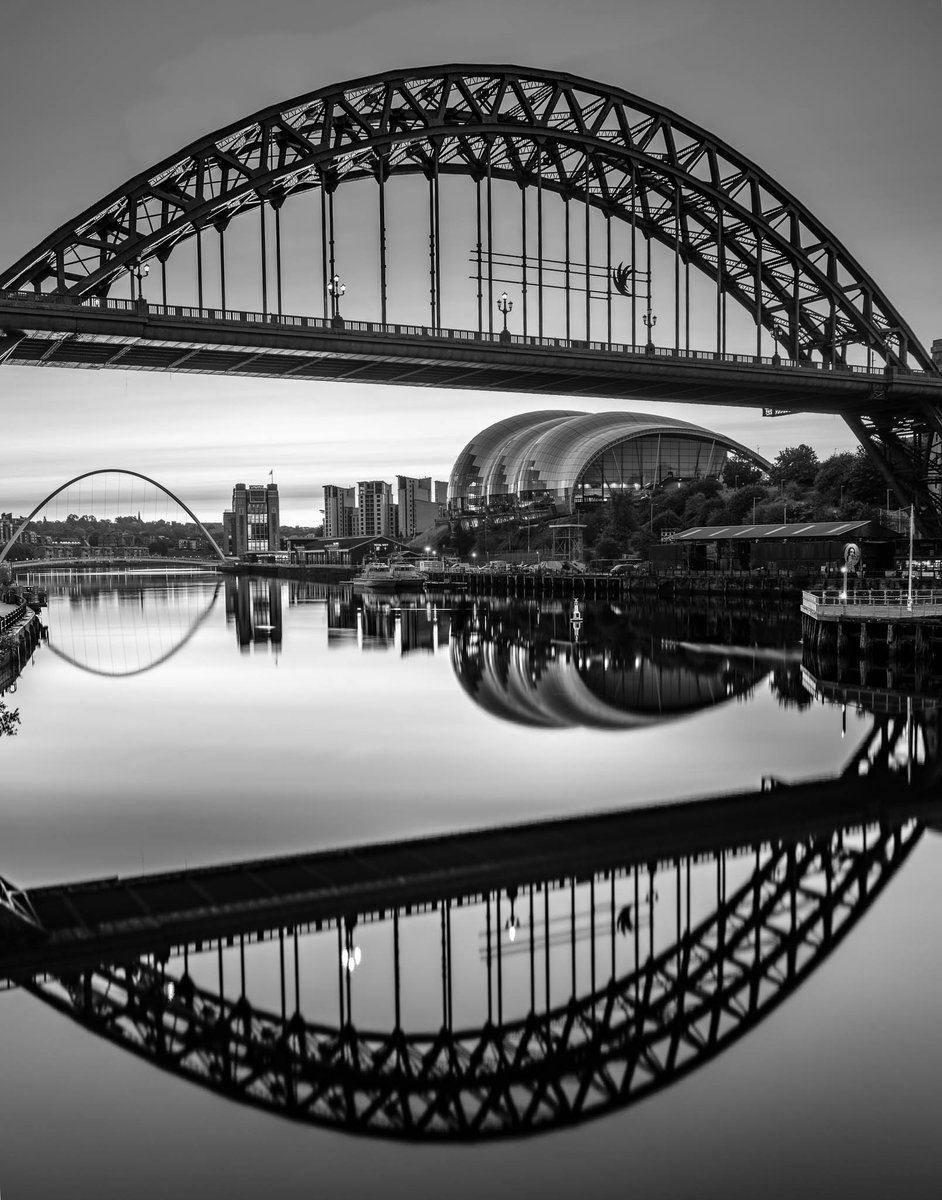 Rowtography_'s tweet photo. A very GM from an overcast Washington. How's your weekend going so far?

I think this works in black and white, don't you ?

#photooftheday #bnwphotography https://t.co/U6KHUizvYW