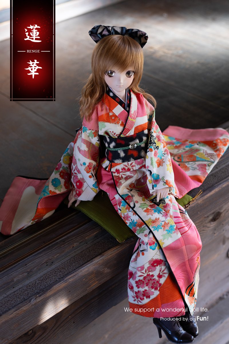 dol_Fun's tweet photo. 【告知】  

本物の着物から生まれる
「KIMONO series 」2023『蓮華』が登場！

丈をやや短めに仕立て、ブーツスタイルに合わせられるモダンな着物です。

柄は全4種類。桐箱に入れて年内にお届けします✨
※各柄数量限定。 

12月15日20時より  
詳しくは→https://t.co/ChNPF6RSut

#dolfun