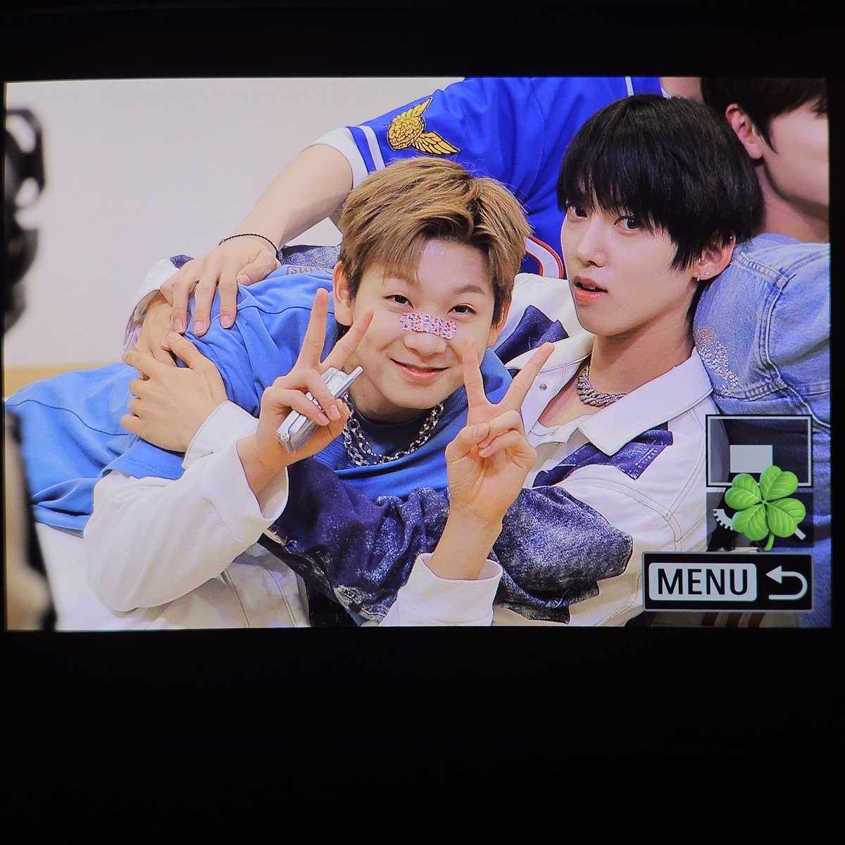 kamdenfangirl's tweet photo. 시애틀즈 너무 포근해...♡♡ https://t.co/SEOPKkIefY