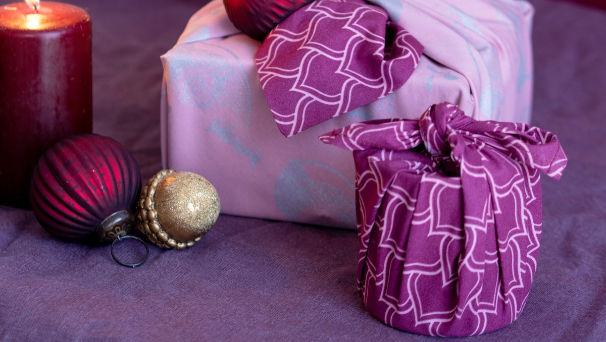 Our FabRaps Maroon Arches and Blush Whales were created to delight children and babies (but we admit, we love them too!) and are the perfect choice to wrap gifts for kids on Christmas.

#fabricgiftwrapping #sustainablechristmas #zerowastechristmas #furoshiki #ecochristmas