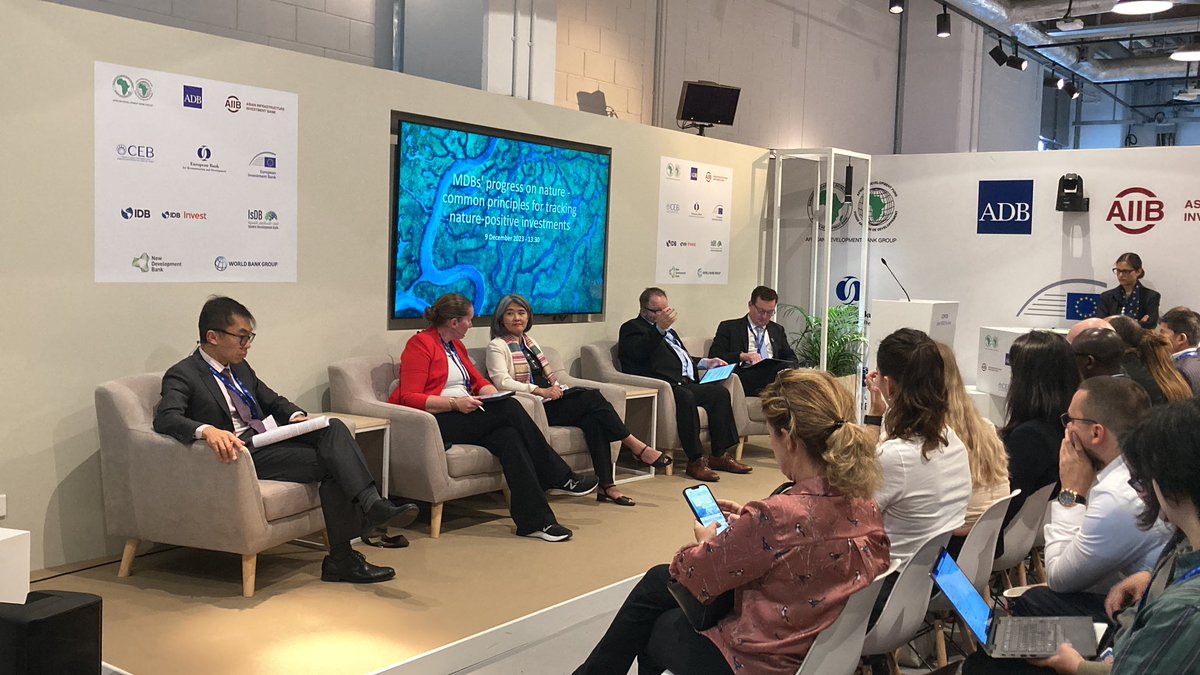 APauthier tweet media