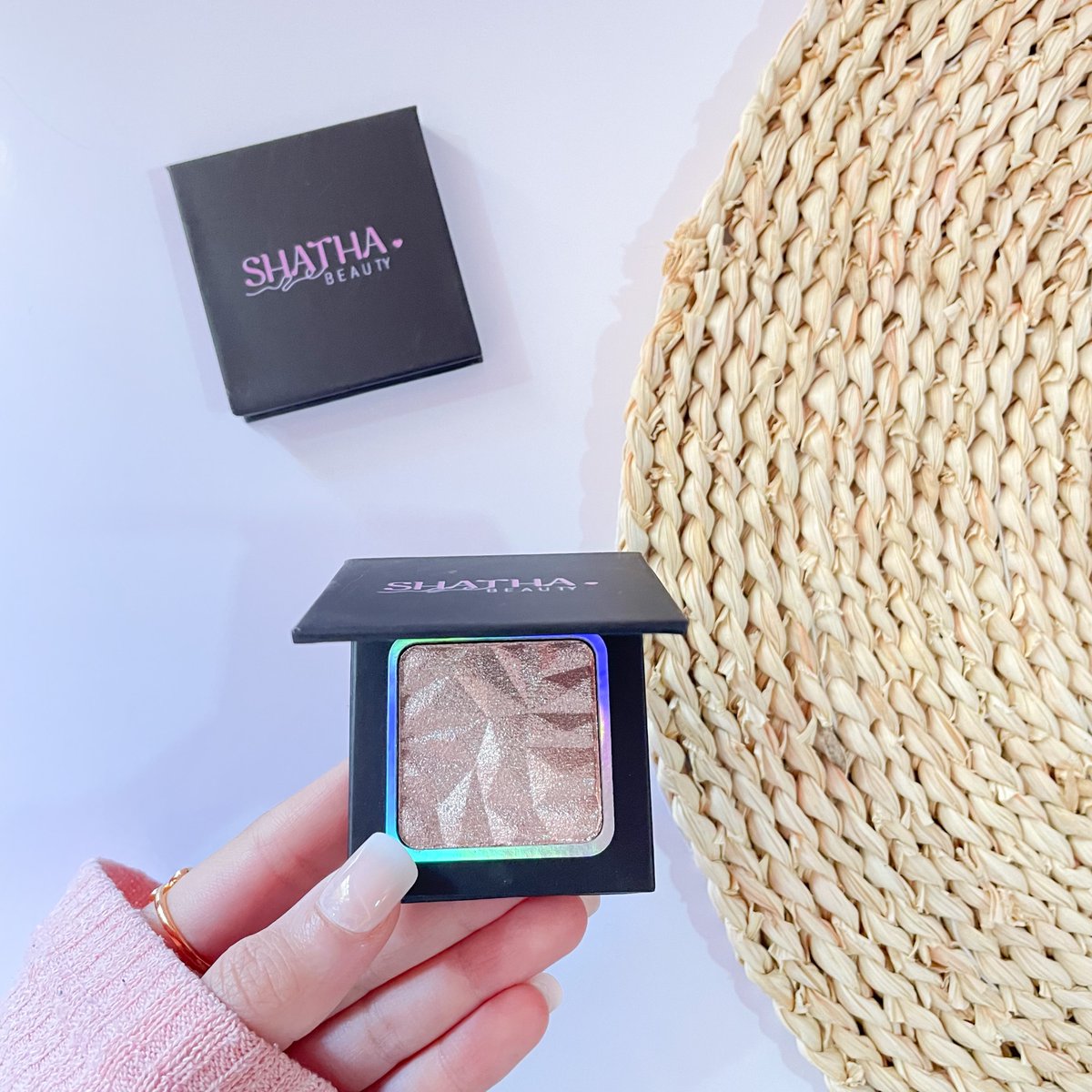 𝑆𝐻𝐴𝑇𝐻𝐴 𝐵𝐸𝐴𝑈𝑇𝑌 tweet media