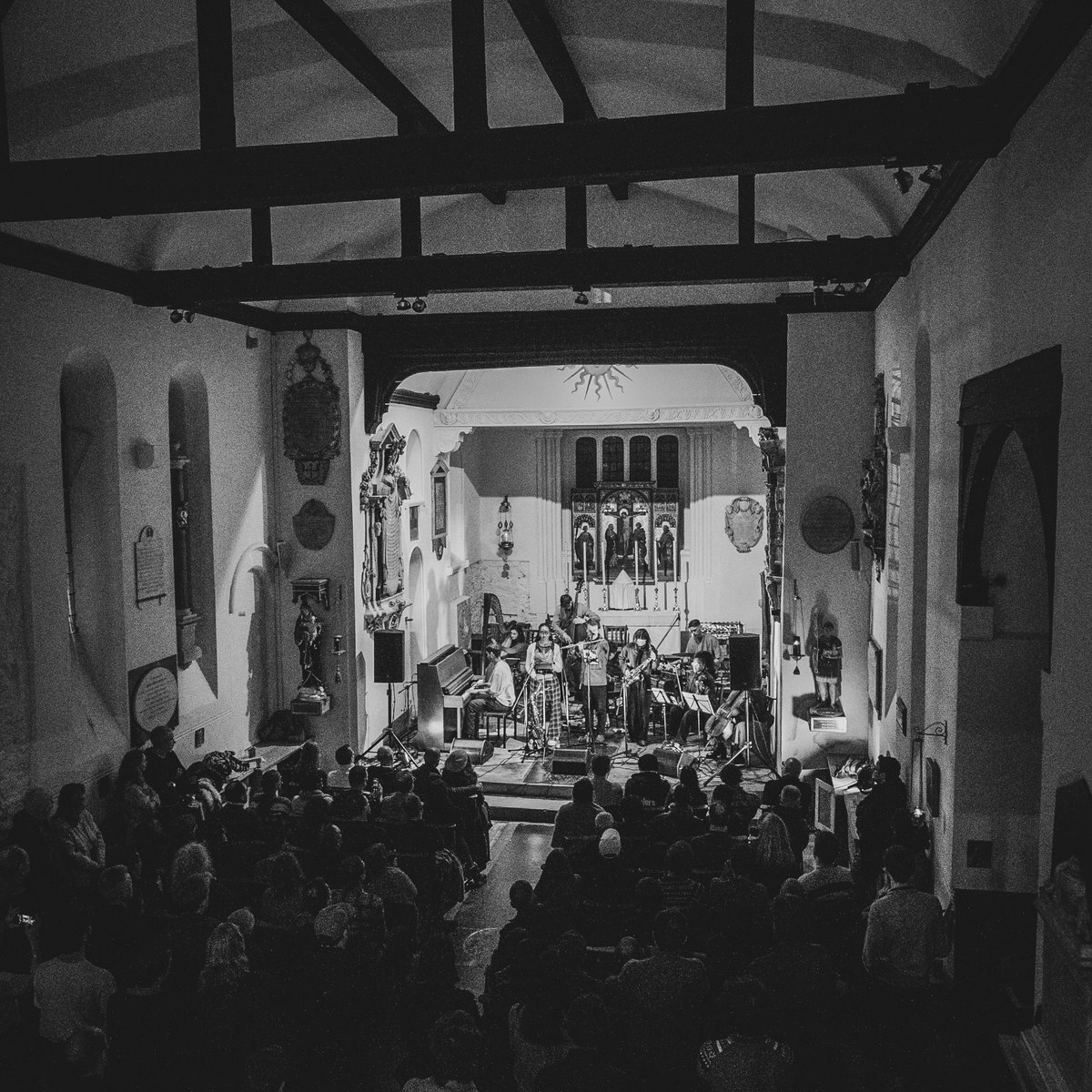 What better way to end the year than with two beautiful shows at St Pancras Old Church <a href="/SPOCMusic/">St Pancras Old Church Music</a>. 

Here are some highlights featuring <a href="/jasmine_myra_/">Jasmine Myra</a>, <a href="/forgivenessband/">Forgiveness 🦢</a> and Hanakiv.

If you missed out, then Jasmine's next London show is now on sale! soundcrashmusic.com/show/jasmine-m…