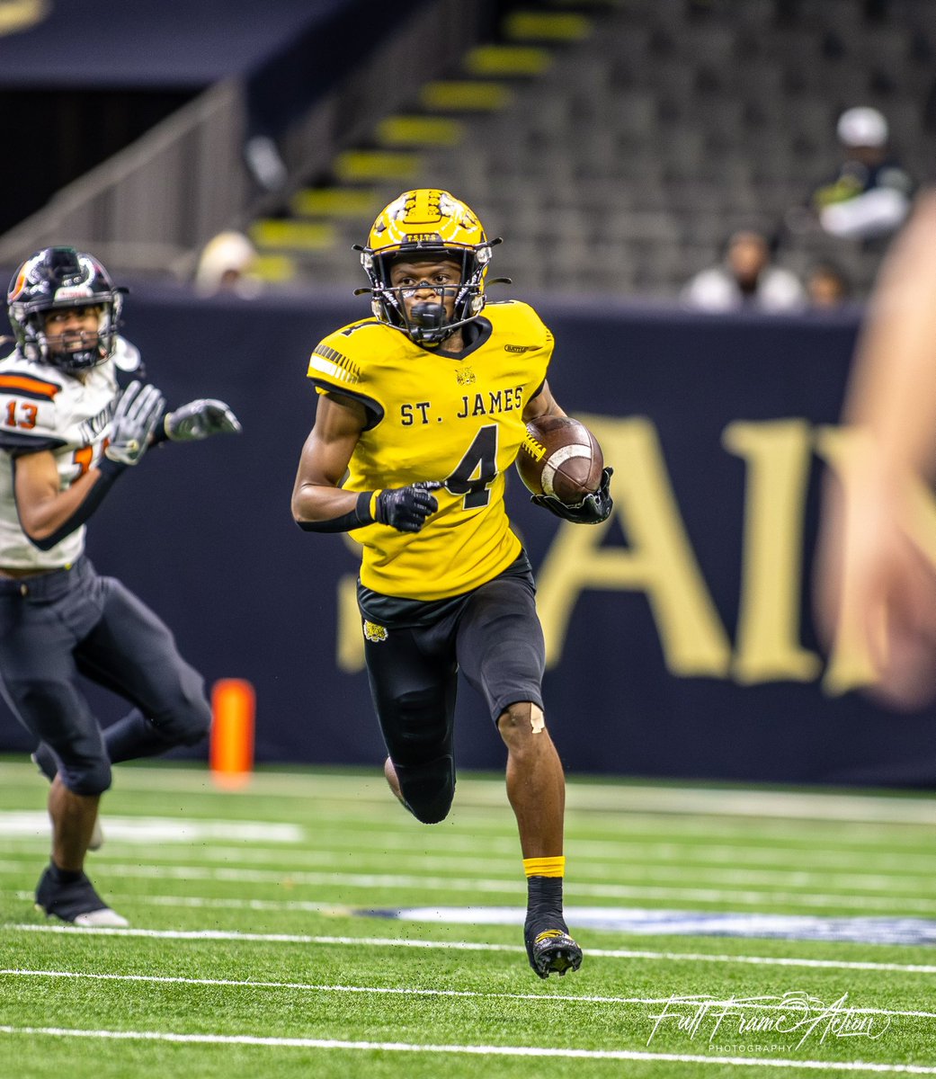 fullframeaction's tweet image. St James with the VIP treatment!