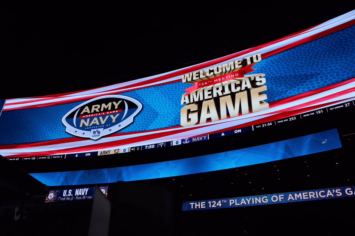 tchutton's tweet photo. ‘Twas the night before America’s Game… @977ESPN #GoArmyBeatNavy #GilletteStadium #ArmyNavyGame https://t.co/v01nGW2xC2