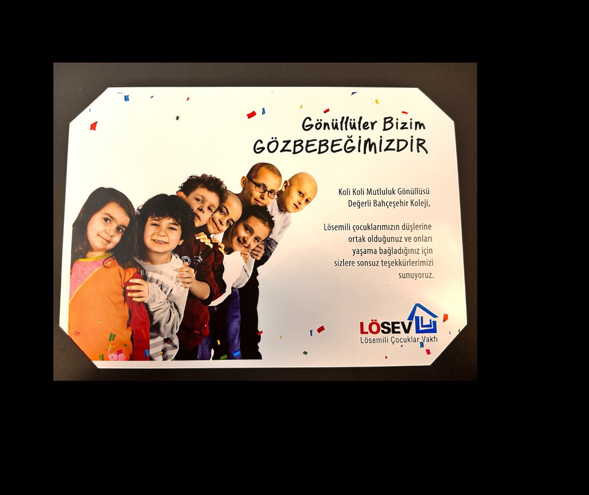 bahcesehir_k38's tweet photo. Kayseri Bahçeşehir Koleji her yıl olduğu gibi LÖSEV için velileri ve öğrencileri ile “Kutu Kutu Mutluluk” projesini gerçekleştirmişti. LÖSEV Gönüllüleri ödül gecesinde kurumumuza teşekkürlerini ileten LÖSEV’in  daima yanında, arkasındayız. BK YÖNETİM https://t.co/EkQVe453Pz