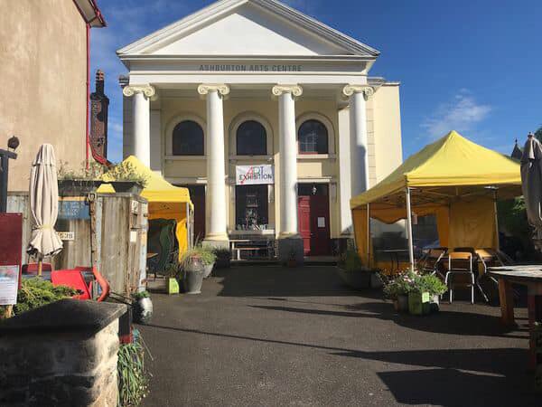 sdevonplayers's tweet photo. Fantastic last night at beautiful Ashburton Arts Centre with sellouts plus extra seats having to be put out.
Next performance at William Shakespeare's Macbeth at Kingskerswell ❤ - info &amp; bookings at https://t.co/HoVGiKAkZI
#kingskerswell #newtonabbot #torquaytheatre #devonactors https://t.co/m9KFTc4Pie