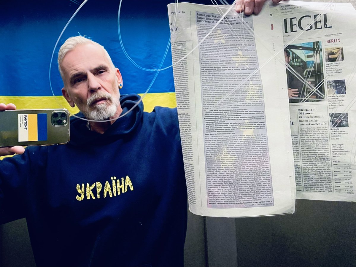 wilde_frank's tweet photo. #RussialsATerroristState
#CloseTheSky #SaveUkraine
#JetsForUkraine #ArmUkraineNow #UkrainelsEurope
#UkraineIsUs #UkrainelsLove #FightTerrorussia #NoPeaceWithoutJustice #FreeTheTaurus #TaurusForUkraine 🙏💙🇺🇦💛🙏 https://t.co/PrFh8X7f93 https://t.co/baN6IGx9IP
