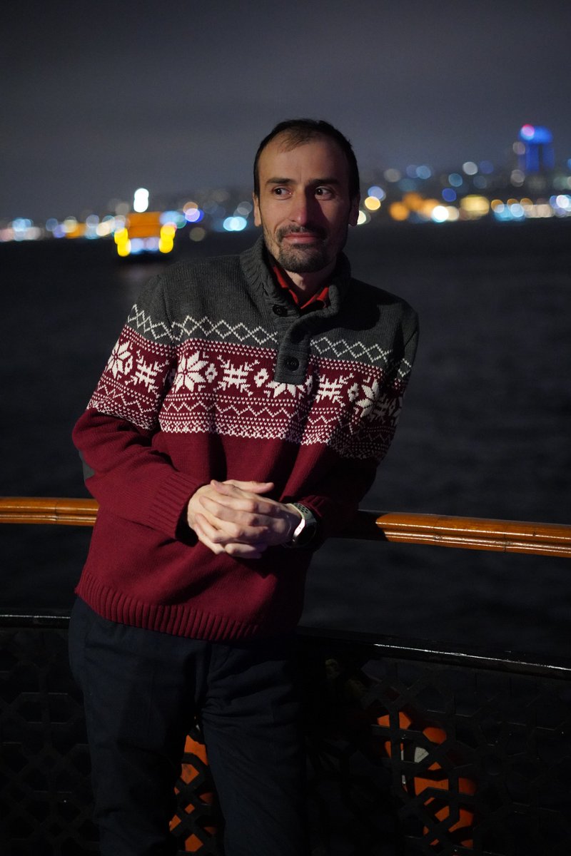 erkansavkin7's tweet photo. İstanbul Boğazı...

#İstanbul #bogaz #brandistanbul #NewYear #new #year #NewVideo #Twitter #PUBG #PUBG_MOBILE https://t.co/iecMdHNeRI