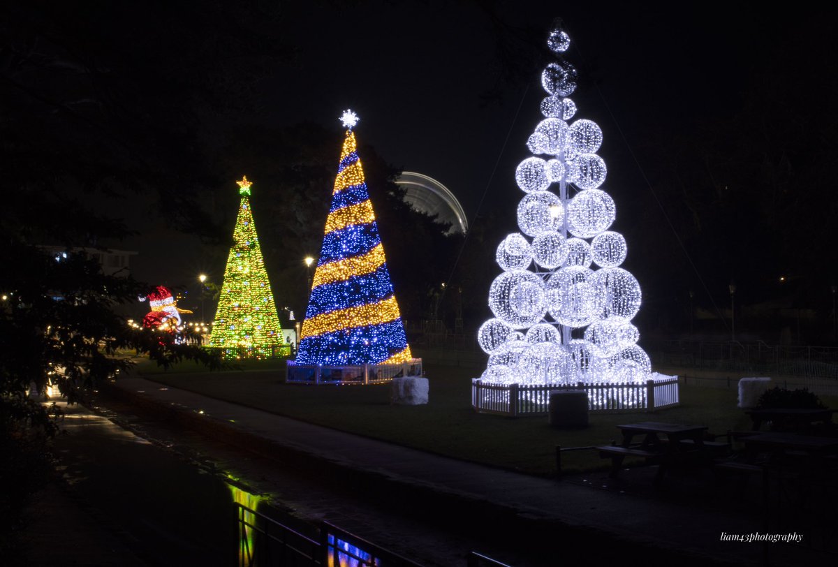 liam43photos's tweet image. Bournemouth Christmas tree wonderland..🎄

#Bournemouth #BournemouthGardens #ChristmasTreeWonderland #Xmas2021 #Christmas #FestiveSeason #ChristmasCelebrations #bournemouthchristmastreewonderland #reflection #reflectionphotography #longexposure