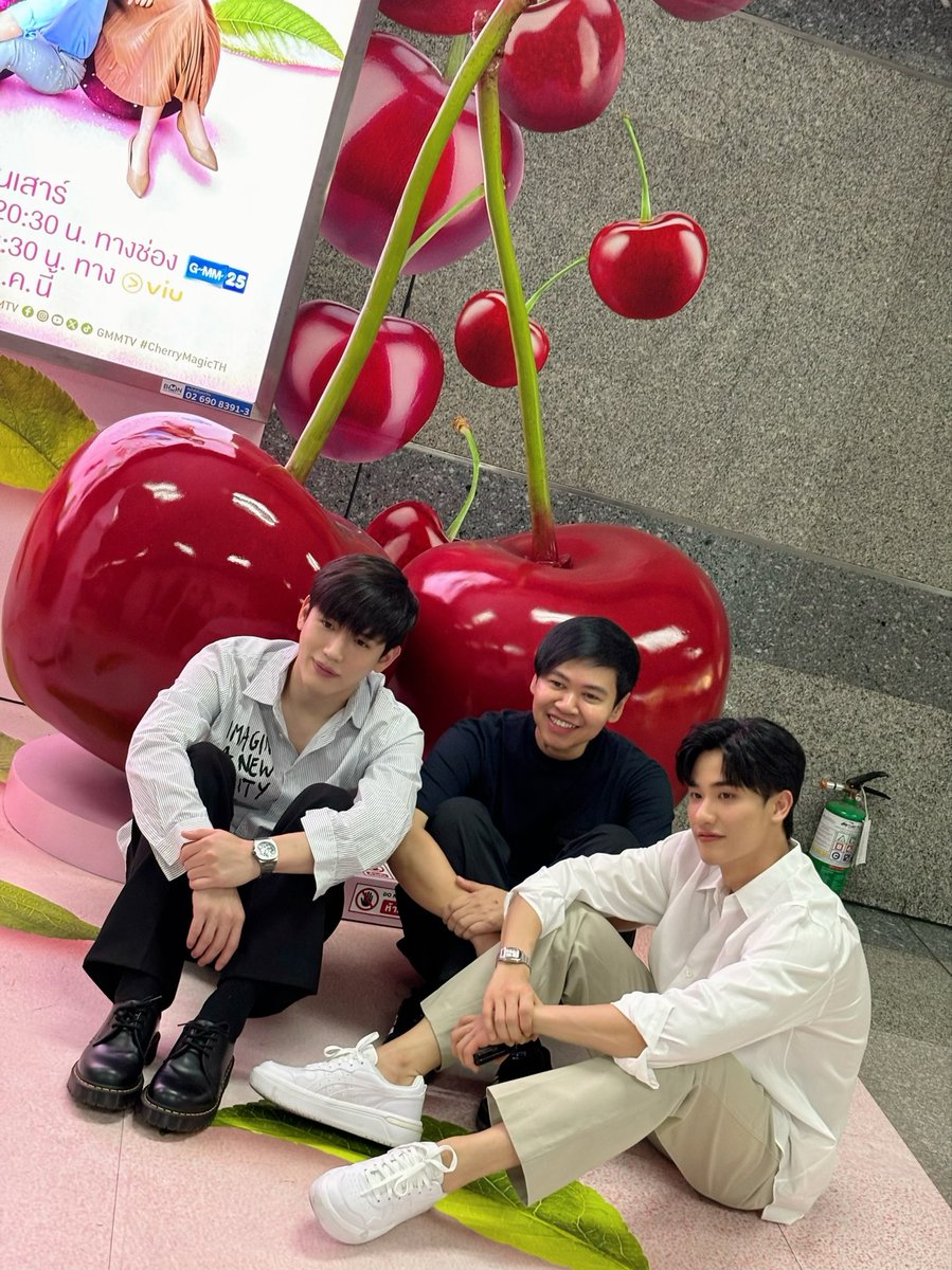 MookWorranit's tweet photo. Cherry d(mak) day🍒❤️ https://t.co/zzSvZHdBSI