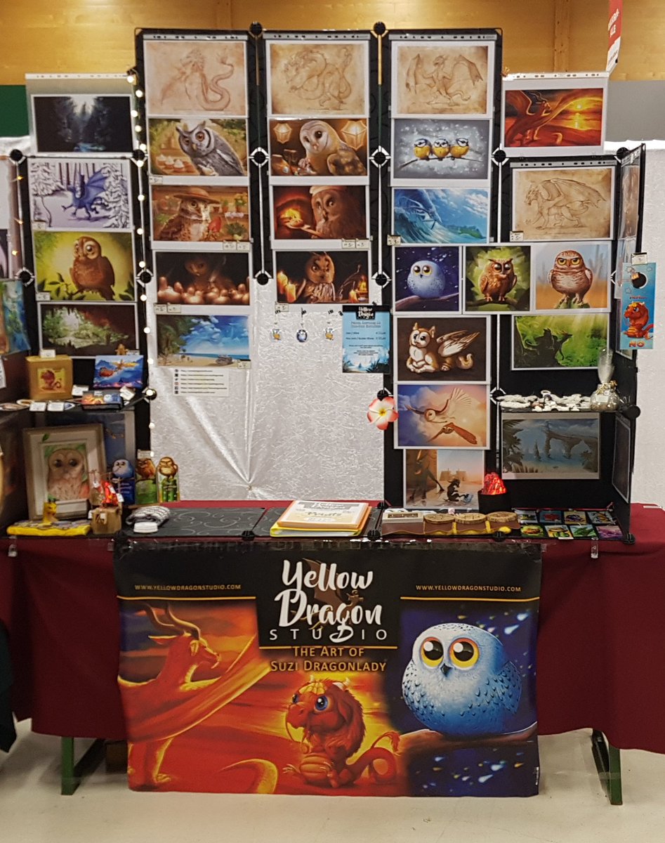 SuziDragonlady's tweet photo. Visit me at my artist table at @mosticonaustria at Messe Wieselburg, Austria, today and tomorrow! #artisttable #artistalley #convention #mosticon https://t.co/MB30SIzdfc