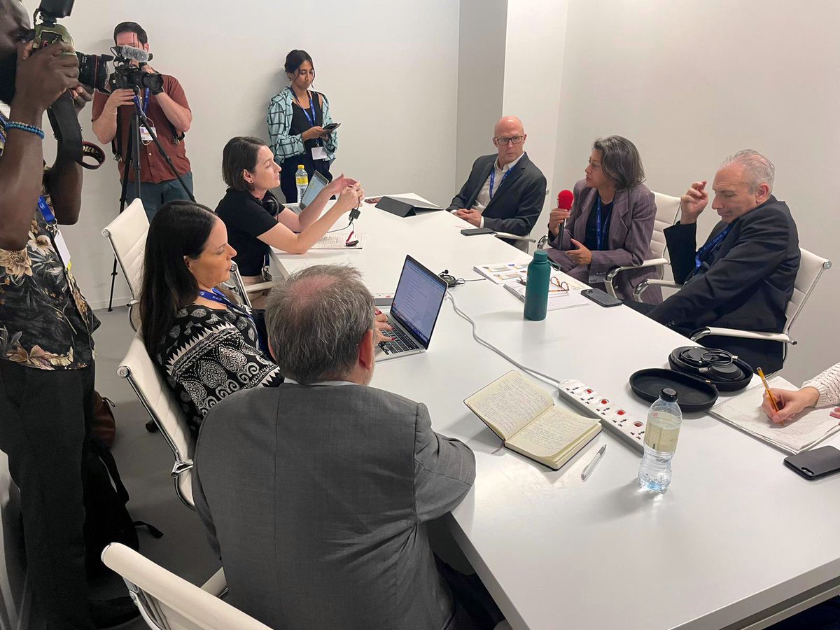 SUN_Movement's tweet photo. 🗞️ 📻 📰 

Just concluded our #Cop28 press briefing with @AfshanKhan_, @l_haddad, @Branca59, @Gkoumaz &amp; @brentloken.

Thank you @joshuabickel @APNews, @daphneewingchow @Forbes, and @morrowamanda @RFI! https://t.co/CXZcDQ8zOK