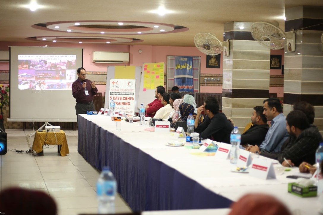 prcsindh's tweet image. PRCS initiated Day 1 of their Community-Based Health &amp;amp; First Aid training in Larkana.

The training drew the participation of FRP district staff from KSK, Dadu, Shikarpur, Khairpur, and Larkana, comprising district health coordinators, social mobilizers, and hygiene promoters.