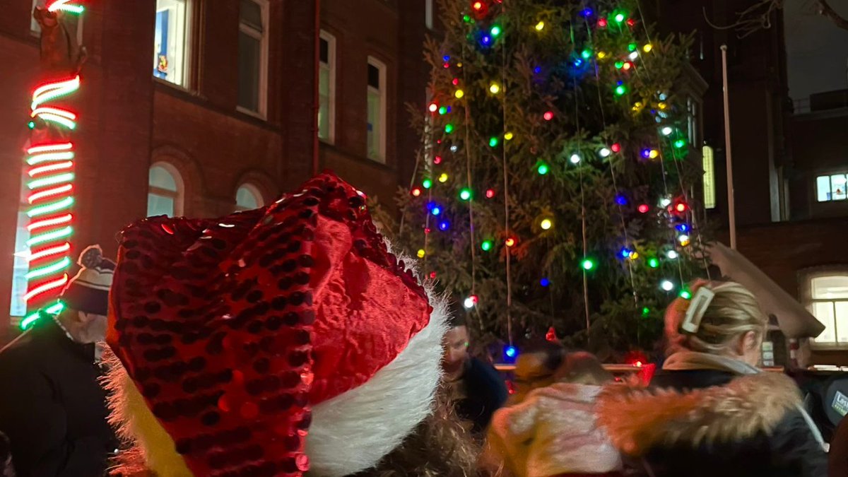 🎄 🎅We're simply having a wonderful Christmas time now the lights are lit across all our sites. Thank you to everyone who's made the start of the festive period so magical♥️

And if you haven't already, catch us on <a href="/BBCTheOneShow/">BBC The One Show</a>.

💻📱 orlo.uk/zFkLn